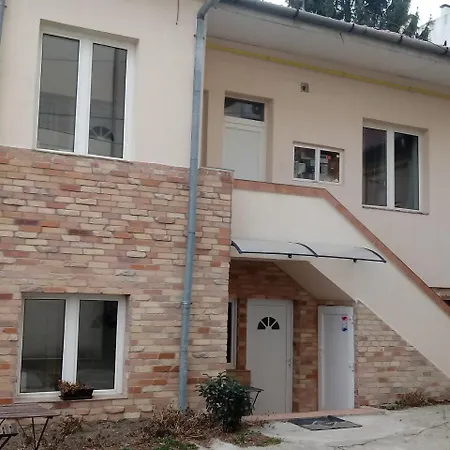 Promenade Panzio מישקולץ