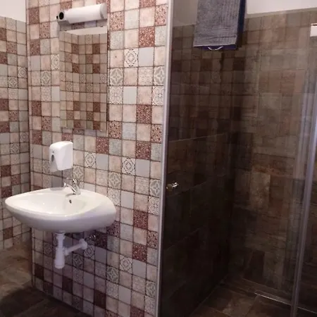 Promenade Panzio 3* Miskolc