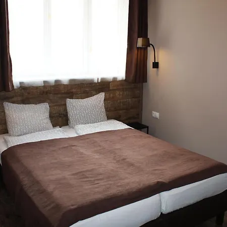 Promenade Panzio Pensjonat 3*