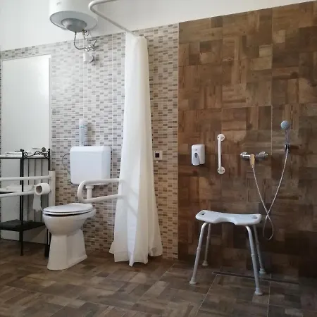 Promenade Panzio 3*