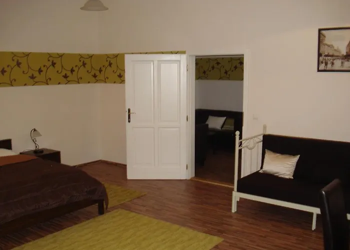 Promenade Panzio Гостевой дом 3*