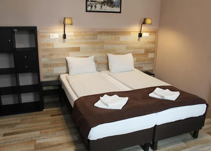 Promenade Panzio Гостевой дом 3*